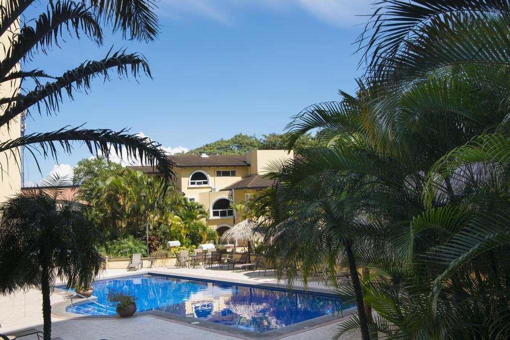 Apartotel & Suites Villas Del Rio San Jose  Exterior photo